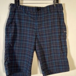 Mens Under Armour Plaid Shorts. Size 36